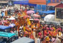 शिवसताक्षीको शिवगञ्जमा भव्य रथयात्रा