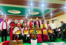 गौरादह नगरपालिकाद्वारा उत्कृष्ट विद्यालय, शिक्षक र विद्यार्थी सम्मानित